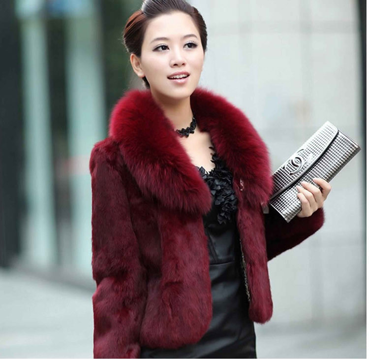 2017 Haining mới mùa đông fox fur collar kích thước lớn mẹ nạp lông thỏ faux fur coat nữ đoạn ngắn giải phóng mặt bằng áo dạ lông cừu nữ đẹp