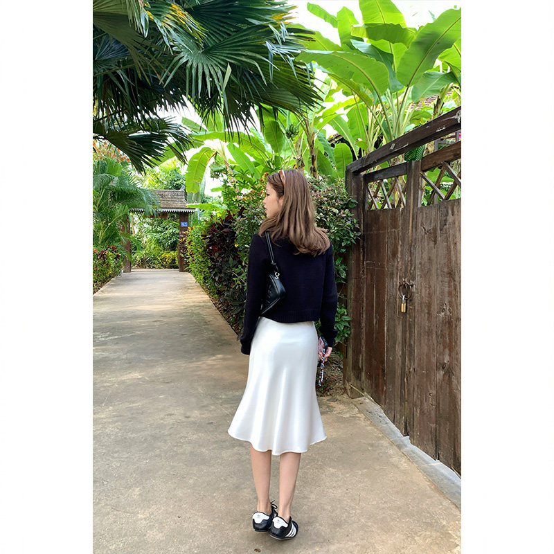 Tuuuh атласная юбка-миди женская весенне-летняя корейский стиль нежная струящаяся стройнящая универсальная короткая юбка