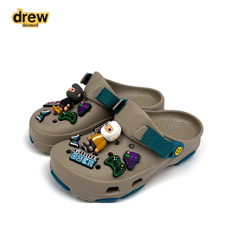 Drew Housedoomed Smiley Face Clogs Beach Sandals Couple's Casual Personality Closed-Toe Slippers for Outdoor Wear