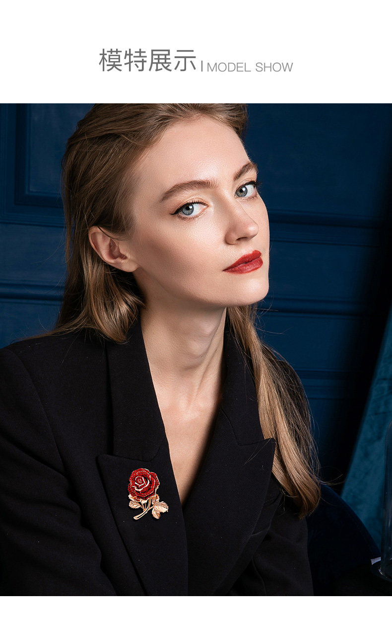 LD627 Red Rose Brooch Details_10.jpg