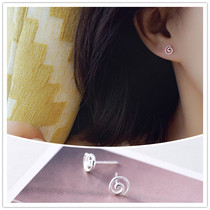 925 Pure Silver Earrings Female Korea Mini Sweet personality Anti-Allergy Temperament Brief Simple Student Web Red Earrings