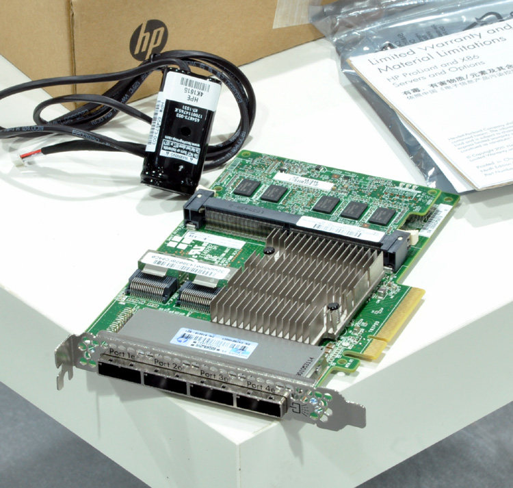 New HP P822 2GB FBWC array card 615418-B21643379-001633543-001