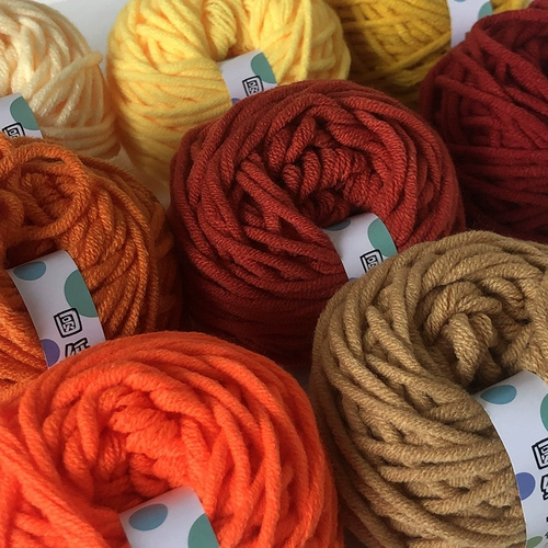 Плетеный шерстяной желтый оранжевый свитер ручной работы, шарф, широкая цветовая палитра, Россия, с вышивкой