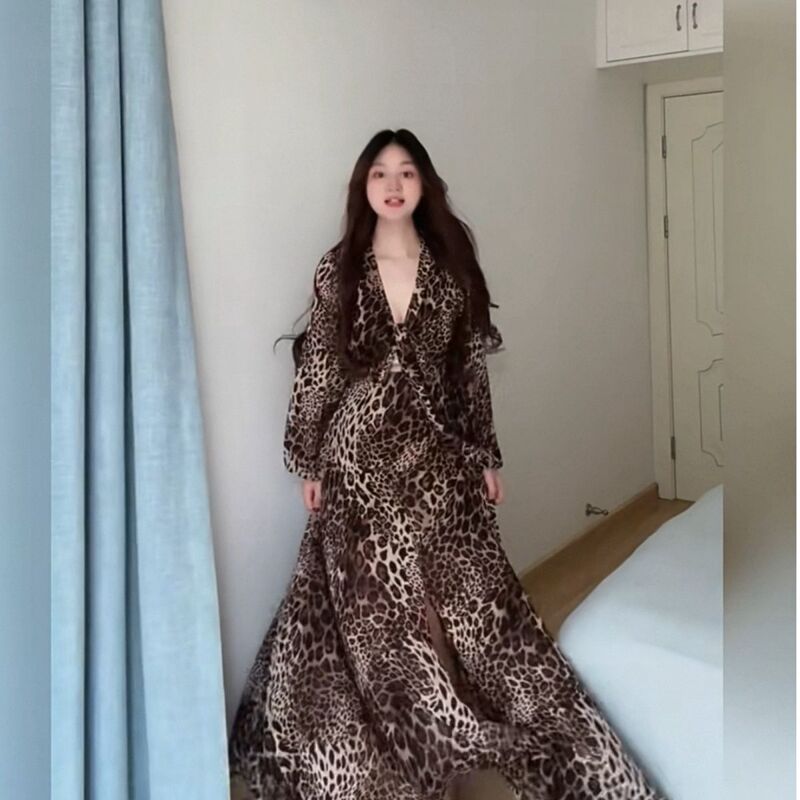 Early Autumn Retro Sexy Leopard Print Lace-Up Plus Size Dress 150kg French Style Waist Slimming Long Dress Early Autumn Retro Sexy Leopard Print Lace-Up Plus Size Dress 150kg French Style Waist Slimming Long Dress