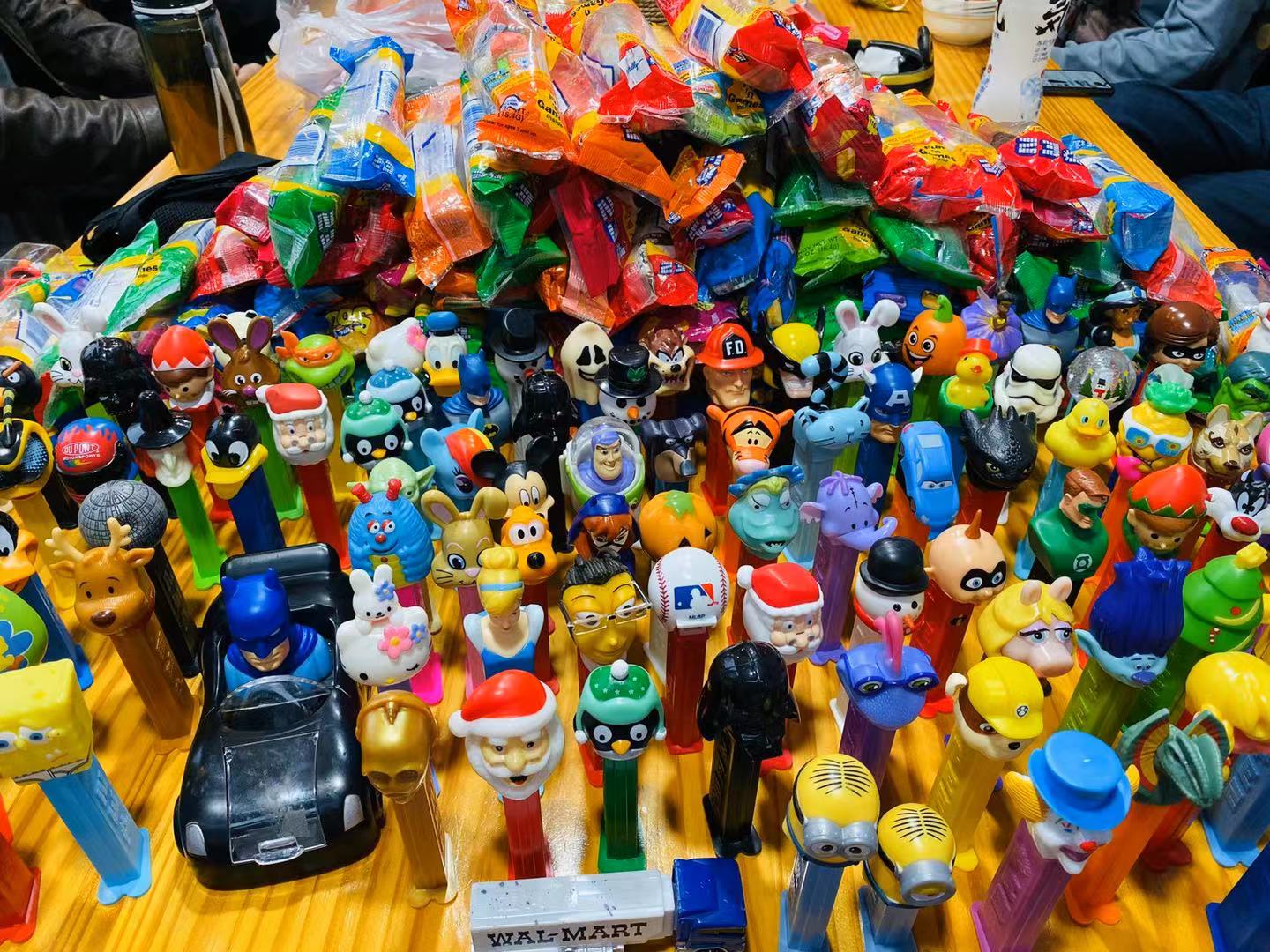 (Millionaire Bean) US PEZ candy box cartoon Green giant Sesame Street Annu Spiderman (13)