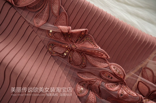 Элитное женское платье, блестки для ногтей, вышивка, европейский стиль, новая коллекция, легкий роскошный стиль, с вышивкой, длина миди, с акцентом на бедрах