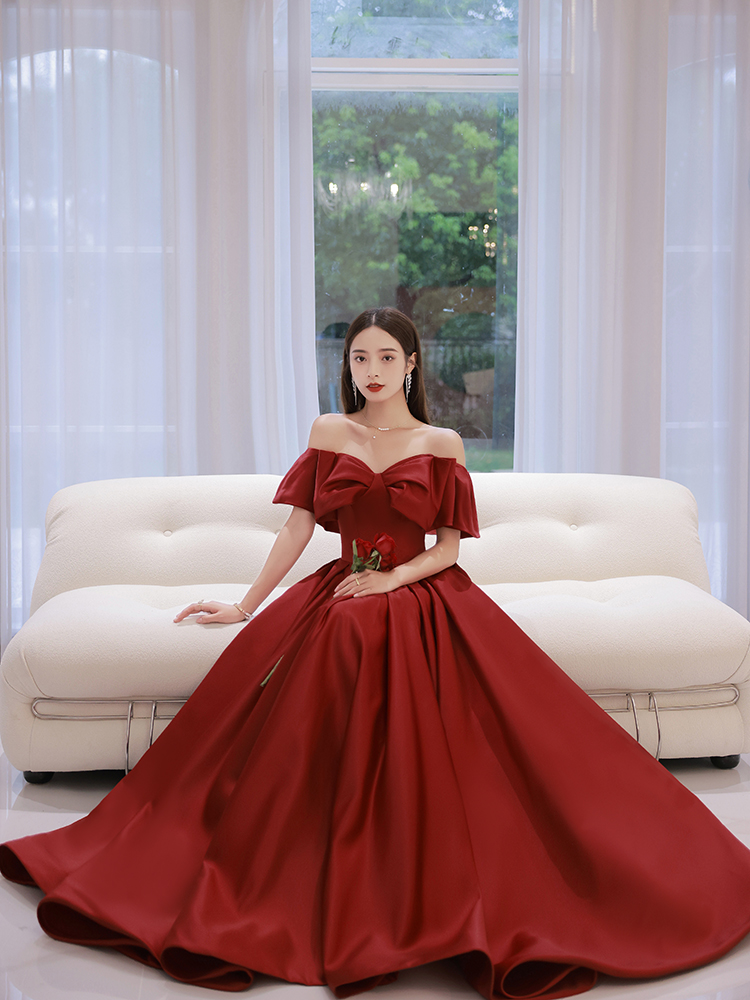  7XL+Red rental price   + $1.57 