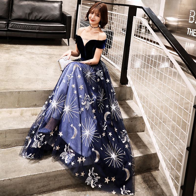 Evening dress, spring elegant long skirt, 2020, open shoulders, fitted Evening dress, spring elegant long skirt, 2020, open shoulders, fitted