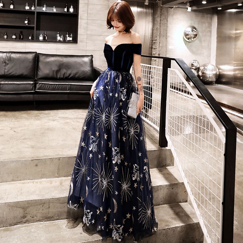 Evening dress, spring elegant long skirt, 2020, open shoulders, fitted Evening dress, spring elegant long skirt, 2020, open shoulders, fitted