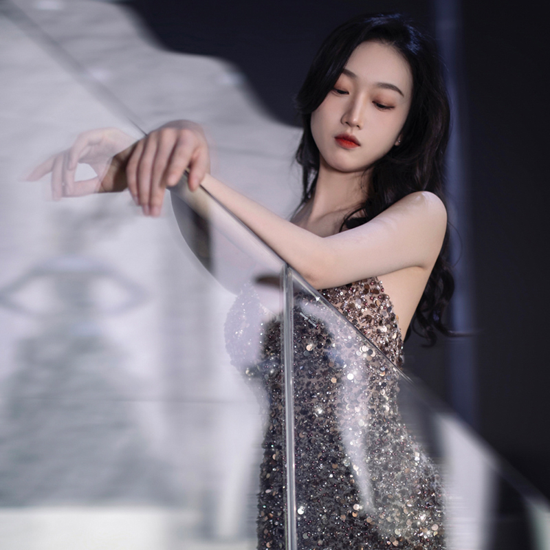 Evening dress, sexy nail sequins, light luxury style, lifting effect, fitted Evening dress, sexy nail sequins, light luxury style, lifting effect, fitted
