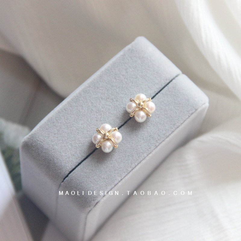 MAOLI Exclusive Original Handwoven Natural Freshwater Pearl Clover Stud Earrings Simple Female