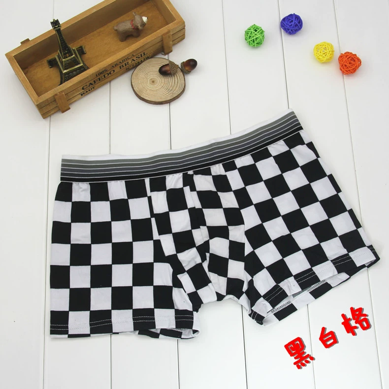 Đồ lót nam hoạt hình U lồi bốn góc quần boxer gợi cảm phương thức bốn góc cotton đồ lót nam mát mẻ