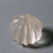 Liao Dynasty old crystal beads white crystal Pumpkin Pearl Melon Petal Pearl Lantern Pearl Lantern Pearl Old Crystal Old Beads