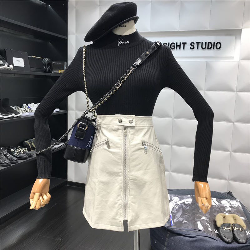 Cái nhìn đầu tiên! Mùa thu 2018 mới thời trang thêu thư nửa cổ áo thun dài tay thon dài đan đáy áo cardigan nữ hàn quốc