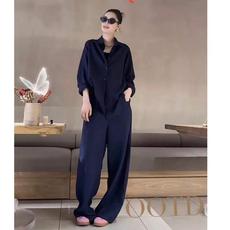 European Style Old Money Fashion Set in Navy Blue, Including a Relaxed Loose Shirt, Wide-Leg Casual Pants, and a Shawl, Three-Piece Set