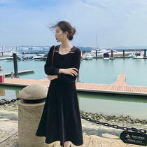 Dunsix-six-autumn-winter nepotism-style retro pearl square collar black display slim gold velvet dress