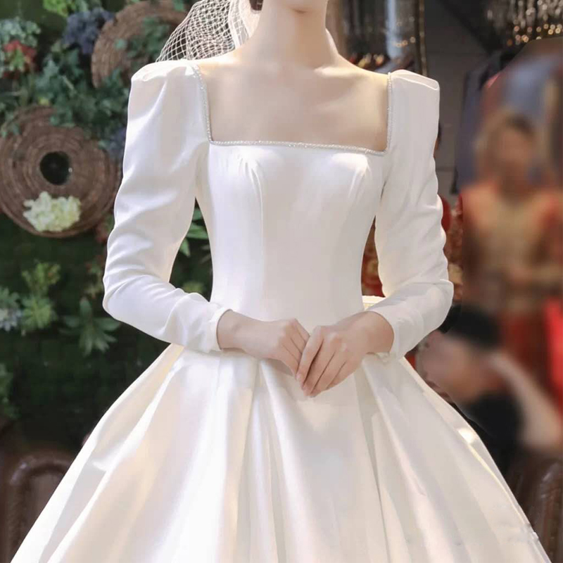 Light wedding dress 2023 new bride French satin main wedding dress big tail long -sleeved temperament super immortal outbound Spring spring Light wedding dress 2023 new bride French satin main wedding dress big tail long -sleeved temperament super immortal outbound Spring spring