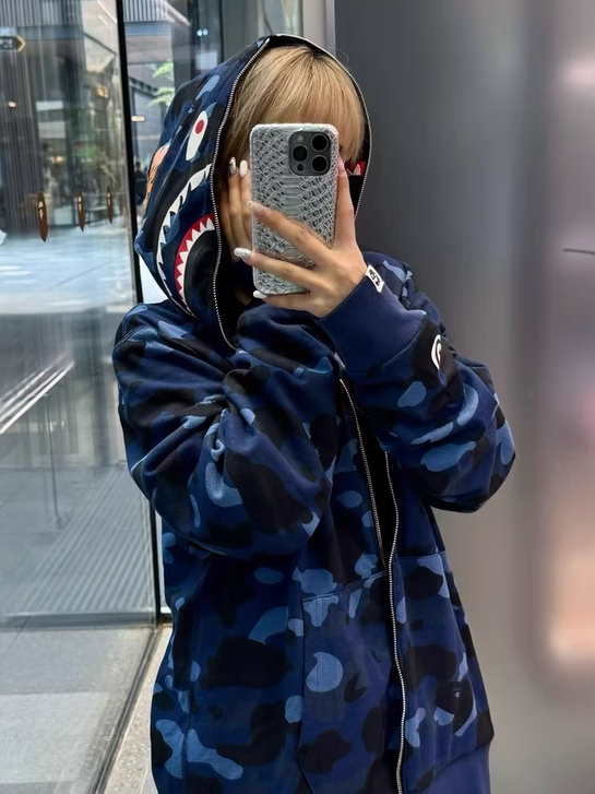Japanese Style In-Stock Bape Shark Camo 1St Camo 26Ss Shark Camouflage Reversible Hoodie Japanese Style In-Stock Bape Shark Camo 1St Camo 26Ss Shark Camouflage Reversible Hoodie