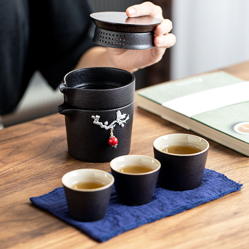 Porcelain coarse pottery to crack a pot of # 2 cups of portable travel package type Japanese small tea set household contracted tea