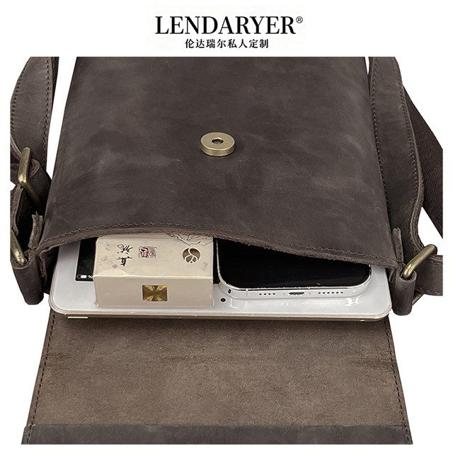 Lendaryer Single Shoulder Bag for Men, Crazy Horse Leather, Retro, Simple, Large Capacity Crossbody Bag, Business Travel, Work Backpack