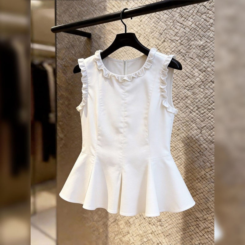 Lace Round Neck Ruffled Hem Top for Women 2026 Summer New High-End Design Niche Fashion Vest