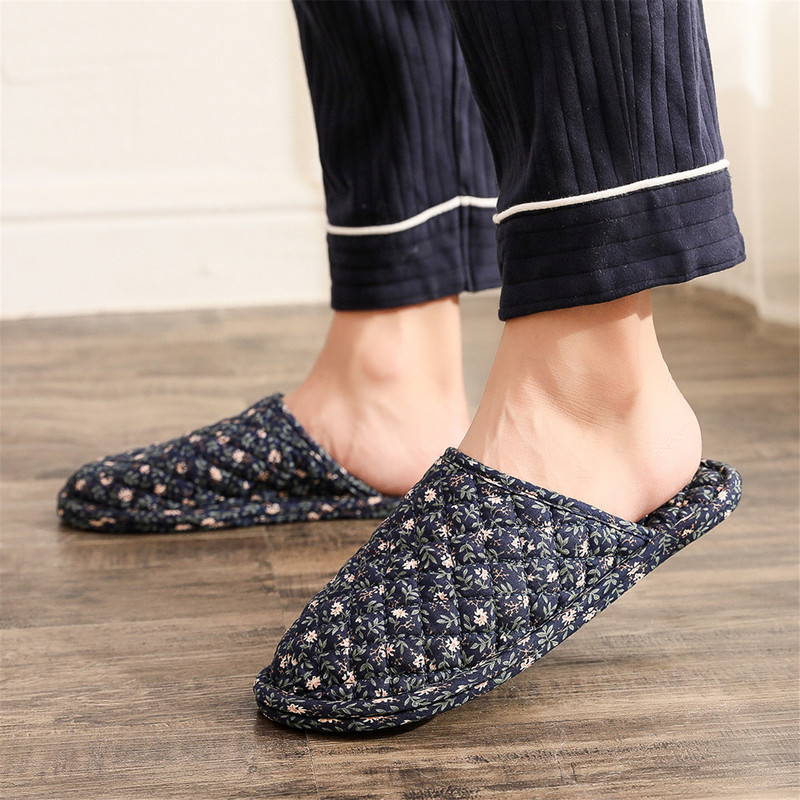 Couple's Foot-Covering Slippers for Autumn and Winter, Indoor Silent Pure Cotton Fabric Sole, Soft Sole That Won'T Damage Hardwood Floors, Slippers for Men and Women Couple's Foot-Covering Slippers for Autumn and Winter, Indoor Silent Pure Cotton Fabric Sole, Soft Sole That Won'T Damage Hardwood Floors, Slippers for Men and Women