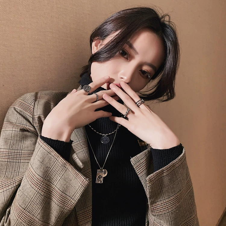 4 bộ nhẫn flash kim cương blingling kim cương retro khí chất đĩa đầy màu sắc ngón trỏ nhẫn phiên bản Hàn Quốc của nhẫn nữ - Nhẫn nhẫn vàng tây nam