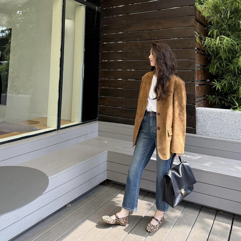 Brown Blazer for Women 2026 Autumn New Suede Retro High-End Design Petite Top Brown Blazer for Women 2026 Autumn New Suede Retro High-End Design Petite Top