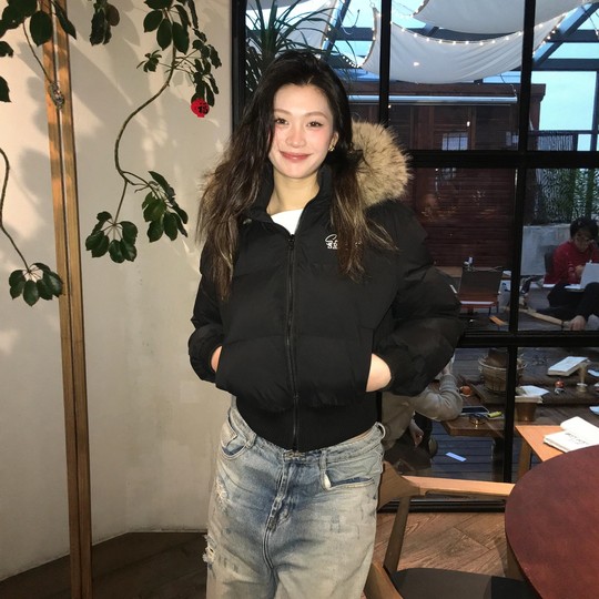 American retro hottie slimming waist down jacket for women