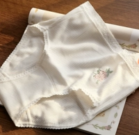 Стиль вышивки B