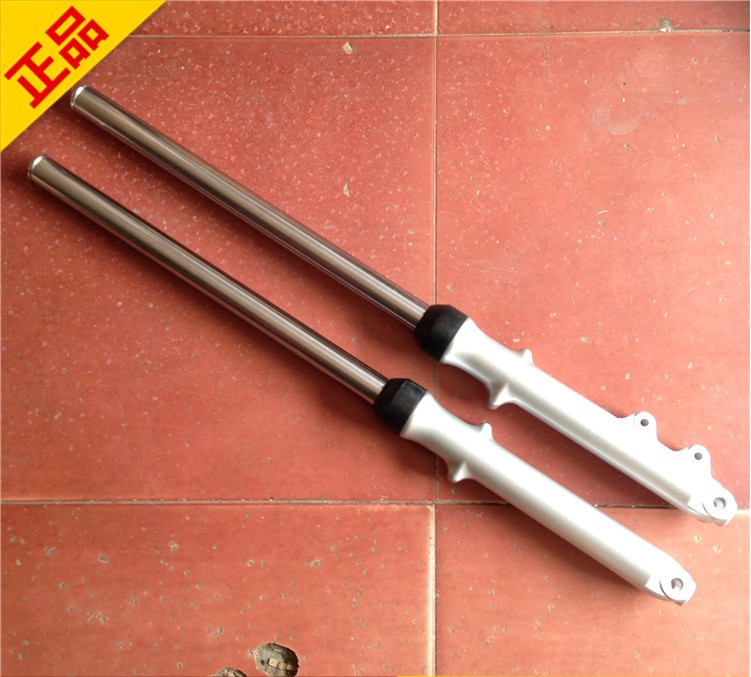 Applicable Suzuki locomotive Wind Biao GM125 front shock absorber QS125-E front shock absorber front fork