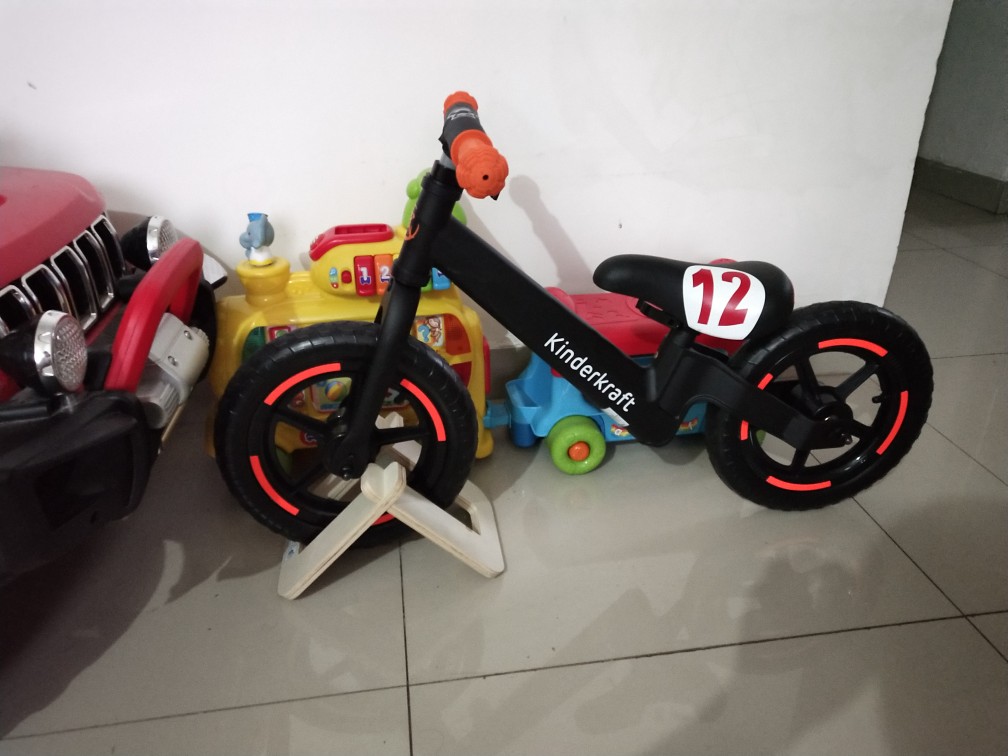 bánh xe cân bằng Xe trượt trẻ em giá đỗ xe Cân bằng khung xe 10 inch 12 inch xe trượt giá đỡ hiển thị chân máy đứng - Smart Scooter xe 2 bánh cân bằng