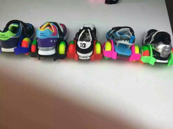 Chaussures à roulettes - Ref 2566191 Image 18