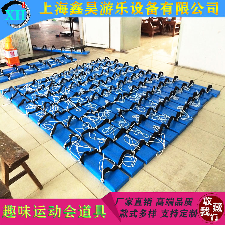 Fun Games props to join in the race to join in the outdoor activities to expand the equipment caterpillar dryland dragon boat