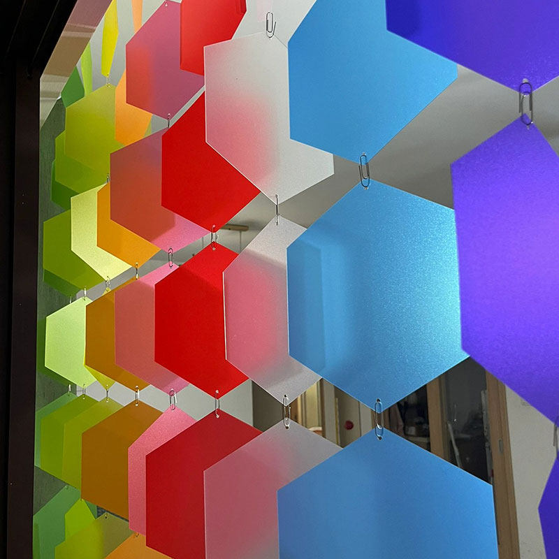 Kindergarten Ring Tron color hexagonal frosted sheet Half overdraft pp handmade air hanging decoration Decorative Subject Wall-Taobao