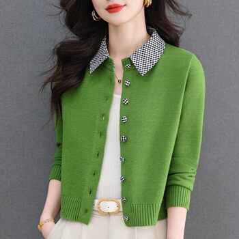 Spring and Autumn New Versatile High-End Loose Short Knitted Cardigan with a Turn-Down Collar for Women, Fashionable Outerwear for Petite Figures