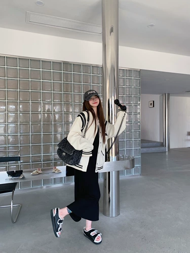 Джинсовая вместительная и большая цепь, сумка через плечо, на цепочке