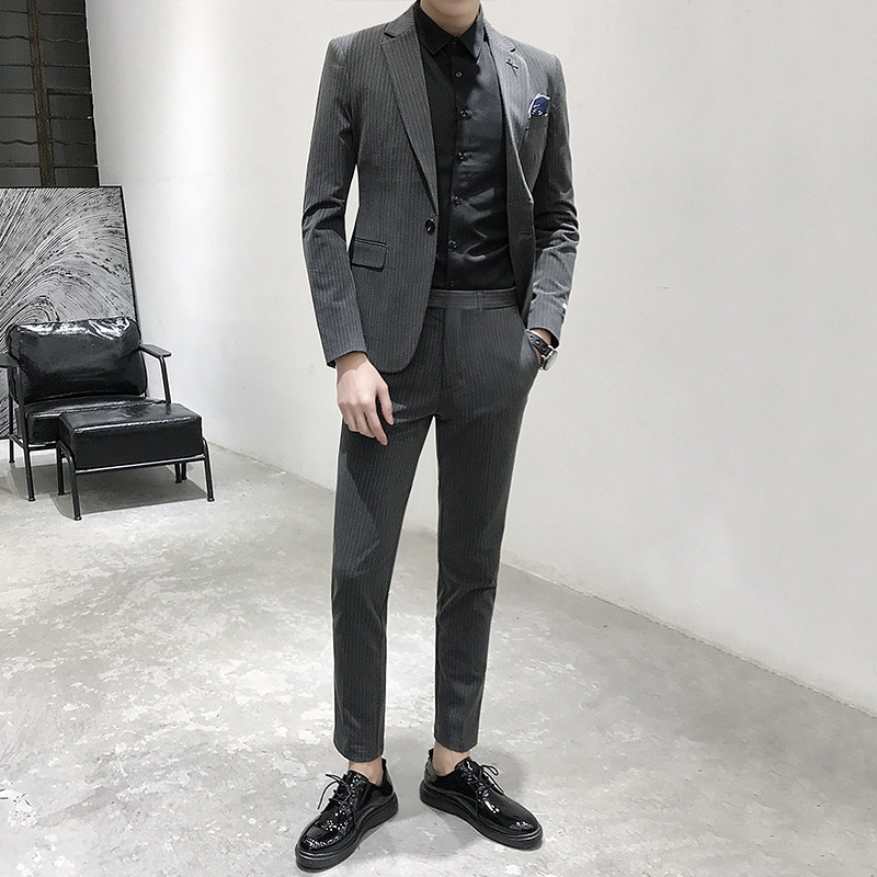 Striped Suit Suit Male Korean version Body Trend Business Positive Dress Petty Suit Casual Handsome Groom Wedding Gown