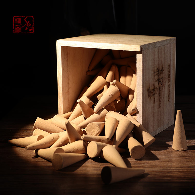 Sandalwood tower incense Agarwood aromatherapy Home indoor incense Cliff cypress wormwood incense Cone incense Tea office home incense road