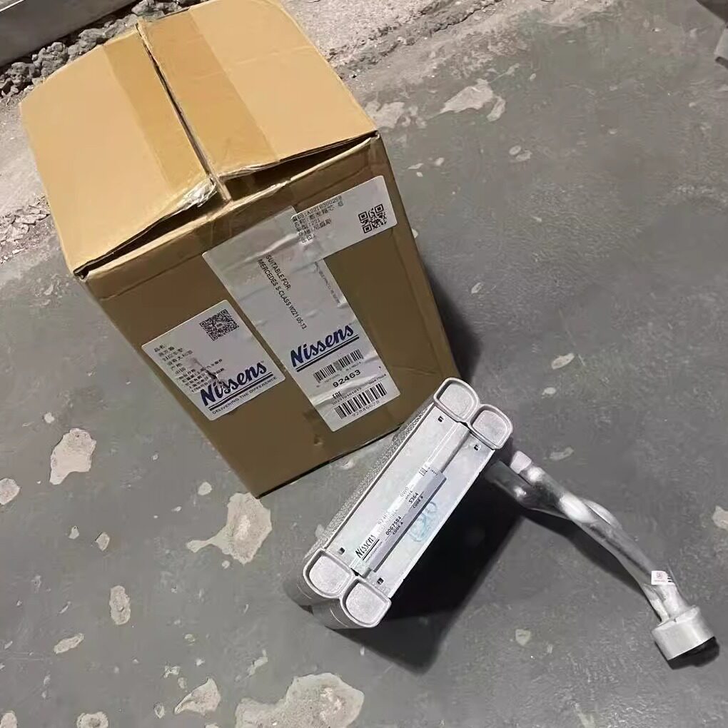 товар из китая 适用于奔驰w221 s300 s320 s350 s400 s450 s500 s600空调蒸发箱 MAHLE