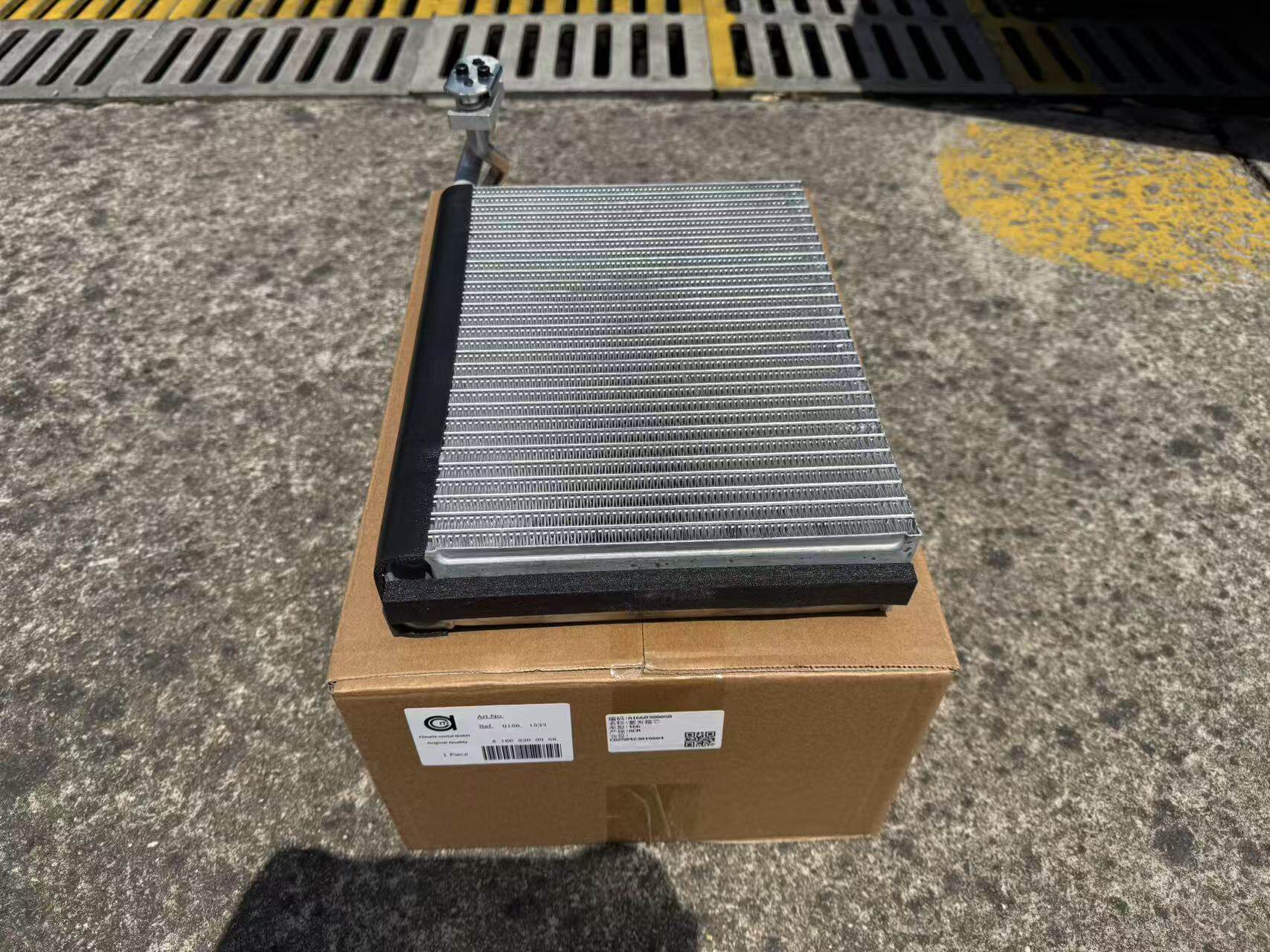 товар из китая 奔驰w166gls350gle320gle400ml350gl400gls63空调蒸发器芯膨胀阀 MAHLE