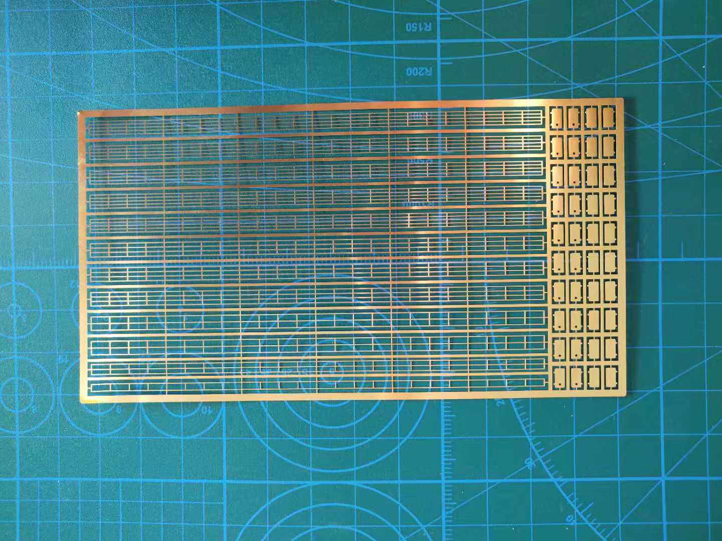 SS-Model L35004 1 350 ship etching sheet Russian modern ship railing watertight door