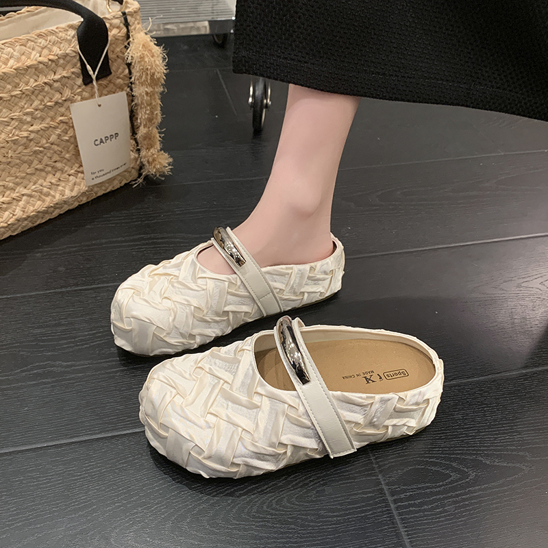 Thick-Soled Closed-Toe Slippers for Women, Summer 2026, Slip-On Mules with Woven Texture, Internal Height Increase, Lazy Slippers