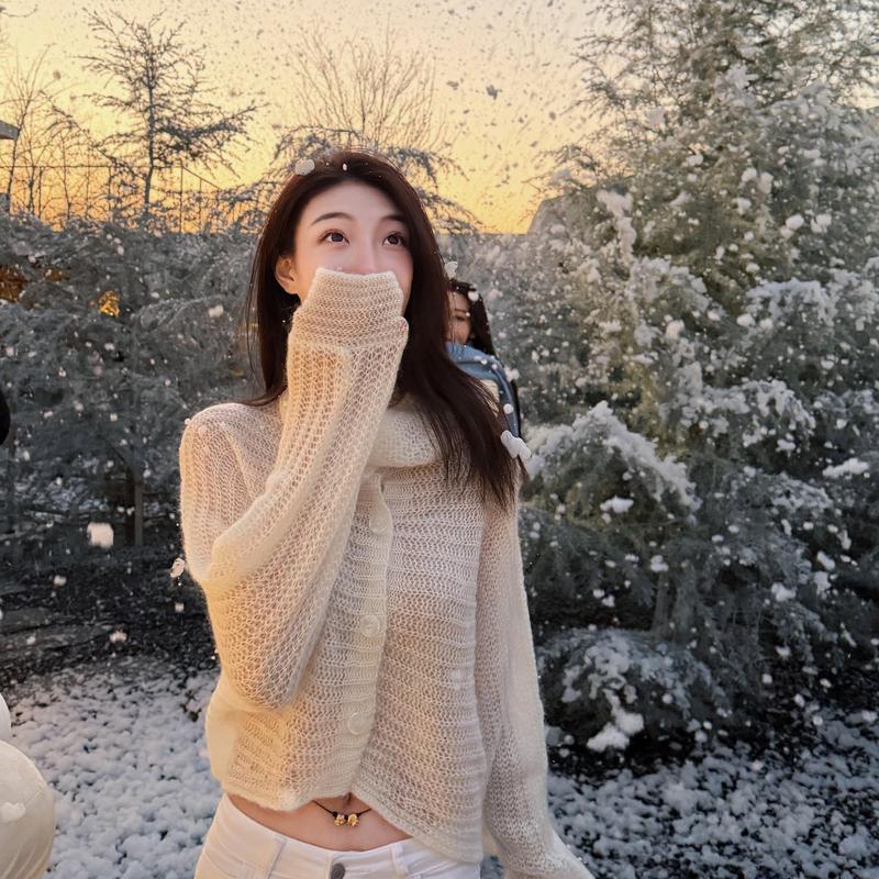Autumn Lazy Style Relaxed Long-Sleeved Cardigan Top, Versatile and Stunning Mohair High-Neck Hollow-Out Knit Jacket Autumn Lazy Style Relaxed Long-Sleeved Cardigan Top, Versatile and Stunning Mohair High-Neck Hollow-Out Knit Jacket