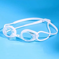 570AF прозрачный и ярко-белый. Не протирайте внутренние и внешние линзы.