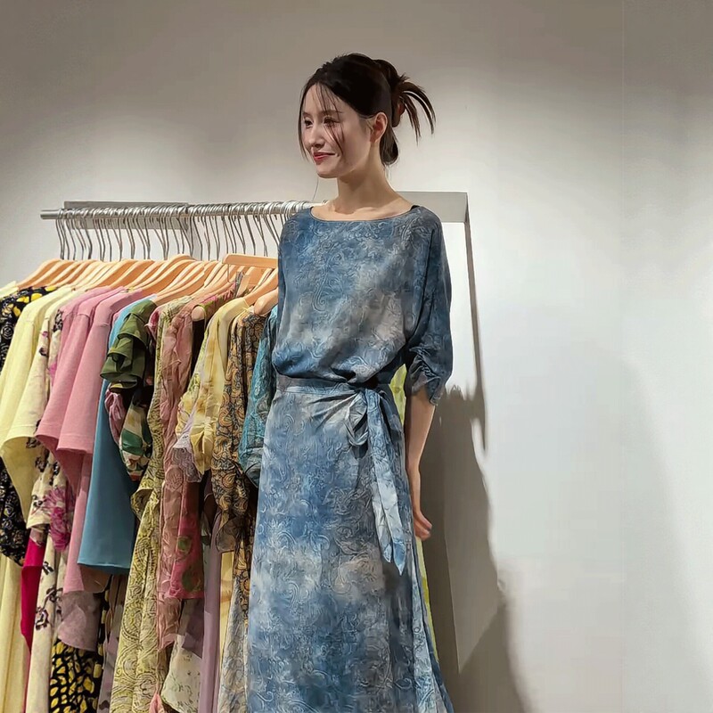 New Chinese-Style Retro Gradient Blue Printed Dress for Women, 2026 Summer New Style, Elegant and Age-Reducing Tie-Up Long Dress