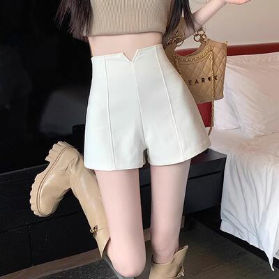 White suit shorts for women's summer, thin 2025 new style, petite high-waisted tight stretch spicy A-line hot pants