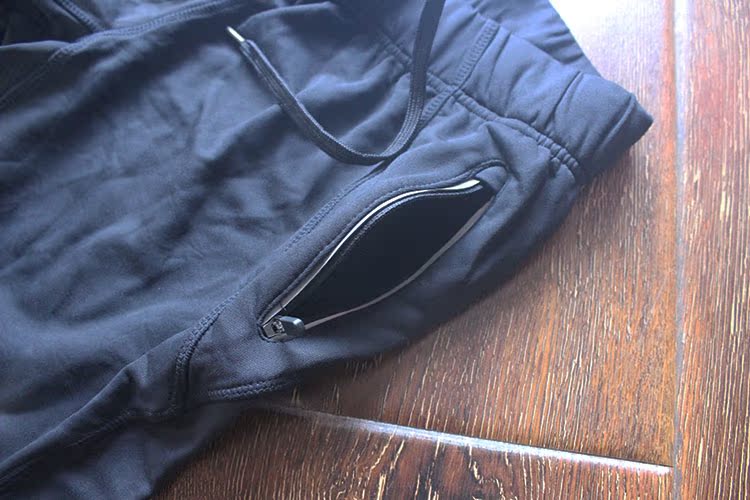 Người đàn ông châu Âu và Mỹ tc * mùa hè khô nhanh đàn hồi thể thao cắt quần đen