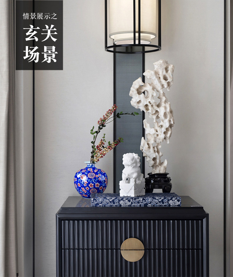 Jingdezhen blue and white youligong furnishing articles hand - made ceramic vase vases, flower arrangement of Chinese style living room decorations pomegranate bottles