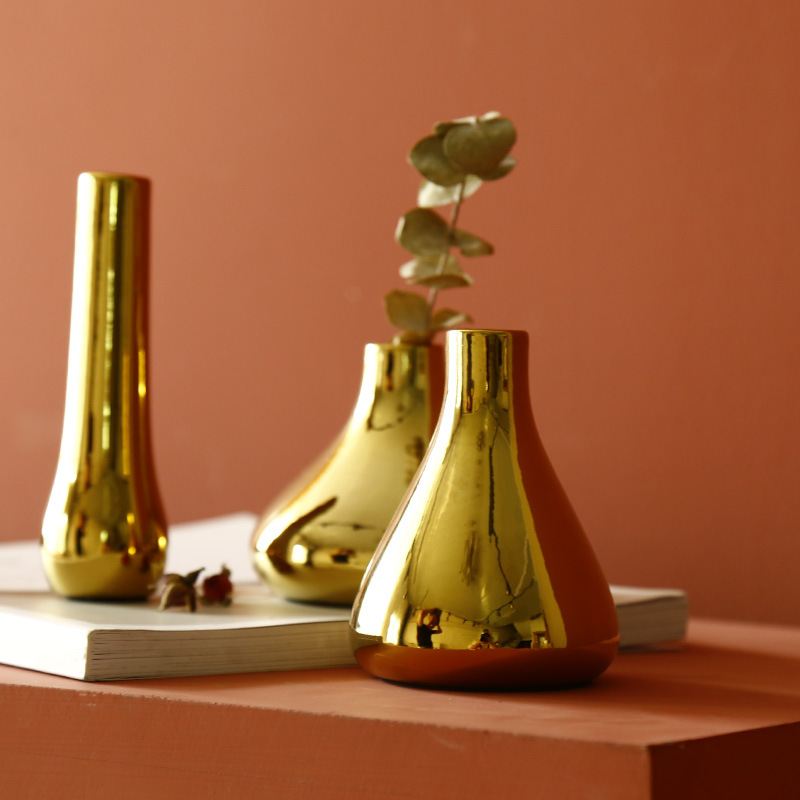 Nordic light wind ins key-2 luxury gold ceramic floret bottle of dry flower, flower implement home sitting room adornment is placed mesa aroma